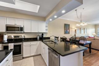 Paradise Island - 2BR/2BA Condo with Epic Views of Lake and Pool - 1