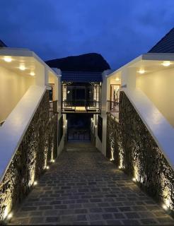 Moon Mountain Villas - 8