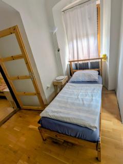 Very old house Ptice - 5