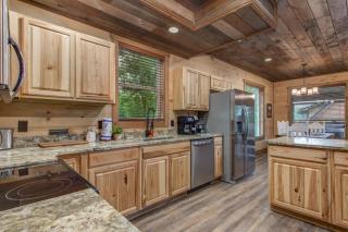 Friends in Bear Places By Avada Properties - 2