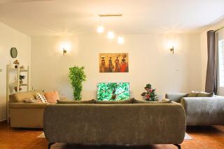 Charming 3-Bedroom Townhouse with Garden & Balcony - Lavington, Nairobi - Nairobi - 5