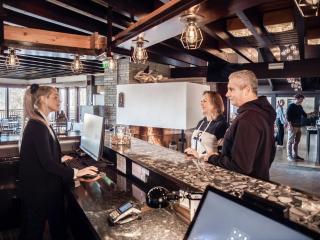 Honne Hotell - Biri - 8