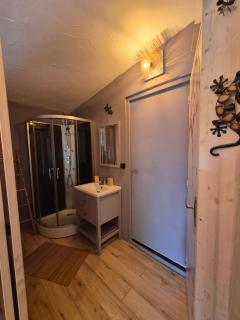 LOGEMENT PRIVE DANS VILLA individuelle - 2