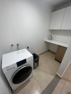 Goldcrest Elegant 3 Bed Apartment - Lahore - 1