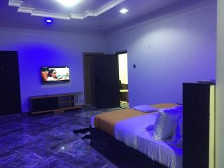 Oxbow Apartments - - 8