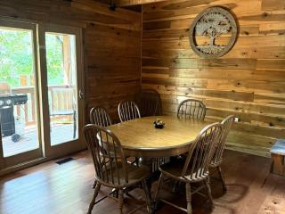 Smoky Mountain Getaway-Spacious 3BR Cabin w Hot Tub, & Free Attraction Tickets - 6