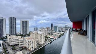 Resort-Style Living with Direct Ocean Views - 3BR Beauty - 5