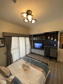 Seans Studio, Spacious with Balcony - 3