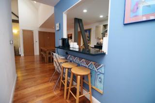 Cardiff City Centre CF10 - Spacious 2 Bedroom Apartment - Sleeps 6 - 4