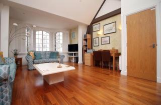 Cardiff City Centre CF10 - Spacious 2 Bedroom Apartment - Sleeps 6 - Cardiff - 8