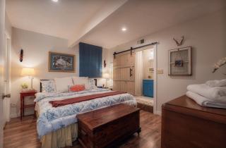 Chic Riverside Retreat on the Buffalo River-Natchez Trace Parkway - Hohenwald - 1