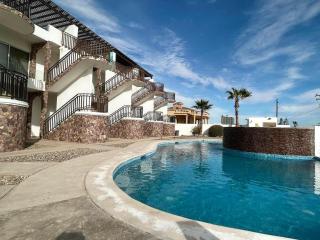 Buenos Aires Villa 6 - 8