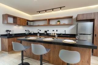 Moderno Depa 2BR con Alberca en Rooftop 5ta Avenida - 1