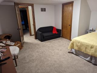 The Lazy Cat Lodge - Lewis Center - 2