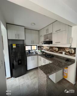 Alojamiento Familiar para 23 en La Tebaida a 5min del Aeropuerto - Con 4 Piscinas - 3 Jacuzzi - By Molca Travel - Armenia - 6