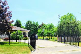 Ipperwash Bliss: Gated, Hear the wave, Sleep 7 - 3