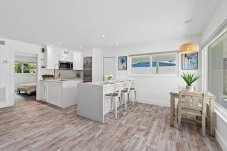 Location & Comfort- Coastal Meets Contemporary - 7