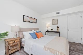 Location & Comfort- Coastal Meets Contemporary - 5