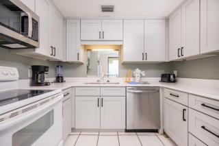 Phoenix I 1144 condo - 7