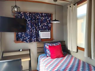 Caravan Across The Street From The Beach - 7