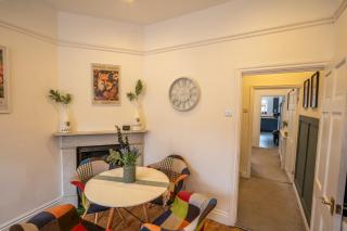 The Narrow House - Victorian with free parking, garden & walk to Chester centre - 8