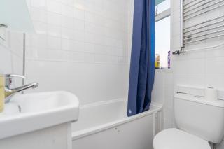 The Perfect Location - Southampton - 4