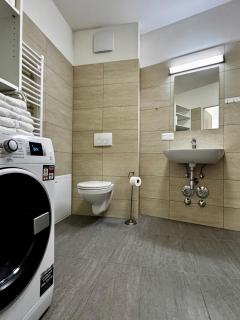 LendAddicted by BestChoice with Parking - 3