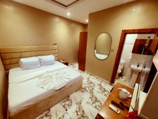 Servy Hotels - 6