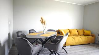 DANESSI-Familie,Business,nahe Koblenz,6 Personen,Saniert,direkte Anbindung Industriegebiet,TV Kingsize Boxspringbett - 6
