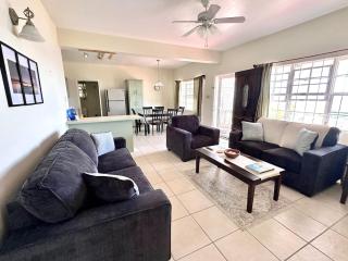 Krysta's Hideaway - Basseterre - 0