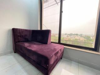 Premier in Holidays home - Lahore - 6