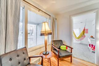 A Retro Retreat for Shaken or Stirred Memories - 3