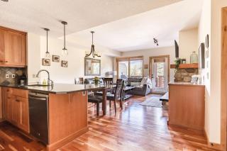 Creekside at Rundle Cliffs Lodge - Canmore - 7