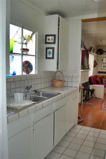 Mission Beach Cottage - 9