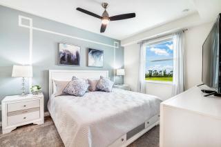 Luxury Storey Lake Condo - Storey Lake - 4