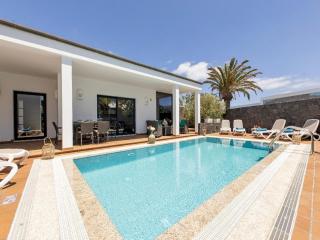 Private Pool in Playa Blanca, cleaning included - 0
