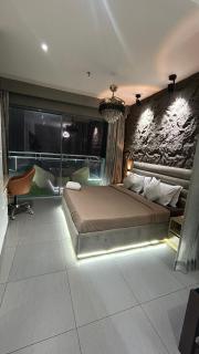 THE HEAVEN STAYs - 0