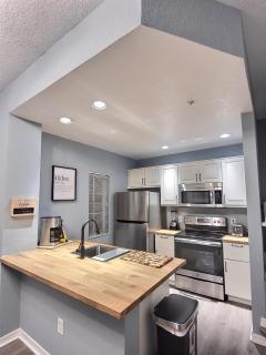 Cozy and renovated villa near Orlando's theme parks - 0