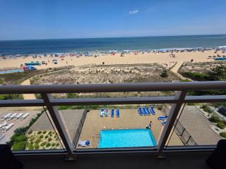 OCEANFRONT 29th St 2BR 2BA Condo Steps To Boardwalk - 0