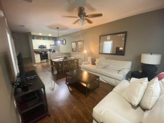 Family Retreat 3 Miles to Disney & Attractions townhouse - 5