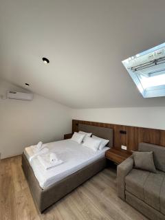 Apartments & Event Center Rudnik Sporta Vrdnik - 9
