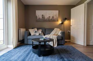 S Veranda - Near Lidl & Bus -4 Bed 6 Sleep - 8