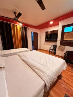 Hotel Shri Ranga Top - 1