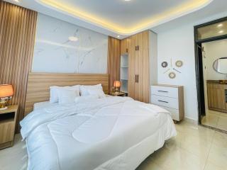 luxury 3 bedroom town view apartment with a pool - Kampala - 2