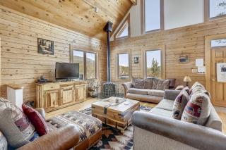 Beautiful Peak 7 Private Home - 8