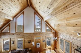 Beautiful Peak 7 Private Home - 6