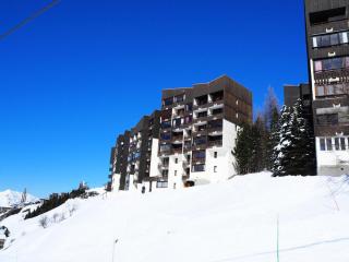 Résidence Biellaz - Appartement lumineux & rénové · Départ et retour skis aux pieds · Vue montagne MAE-1644 - Les Menuires - 9