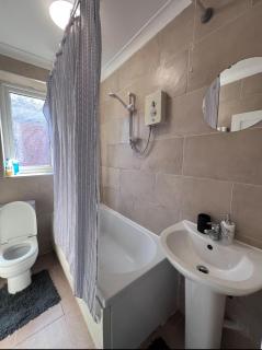 PrimeStay Rentals Home Room 1 - Manchester - 8