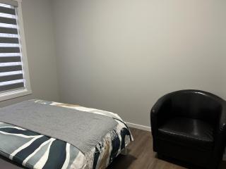 Private 1-bedroom suite - Edmonton - 5