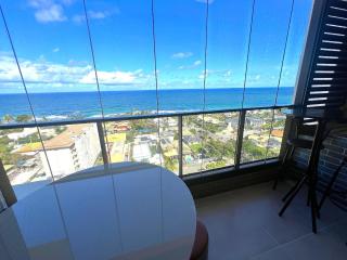 Hospede-se a passos da praia de Itapuã, com piscina e academia - RGF - 4